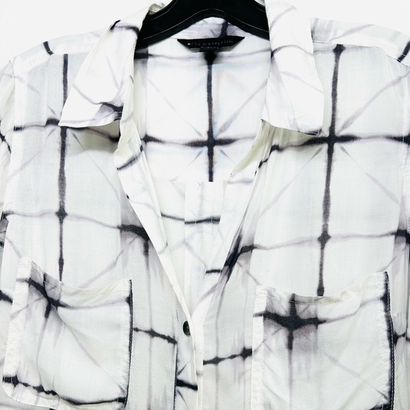 Rock & Republic Tie Dye Button Down Collar Blouse - Picture 3 of 6